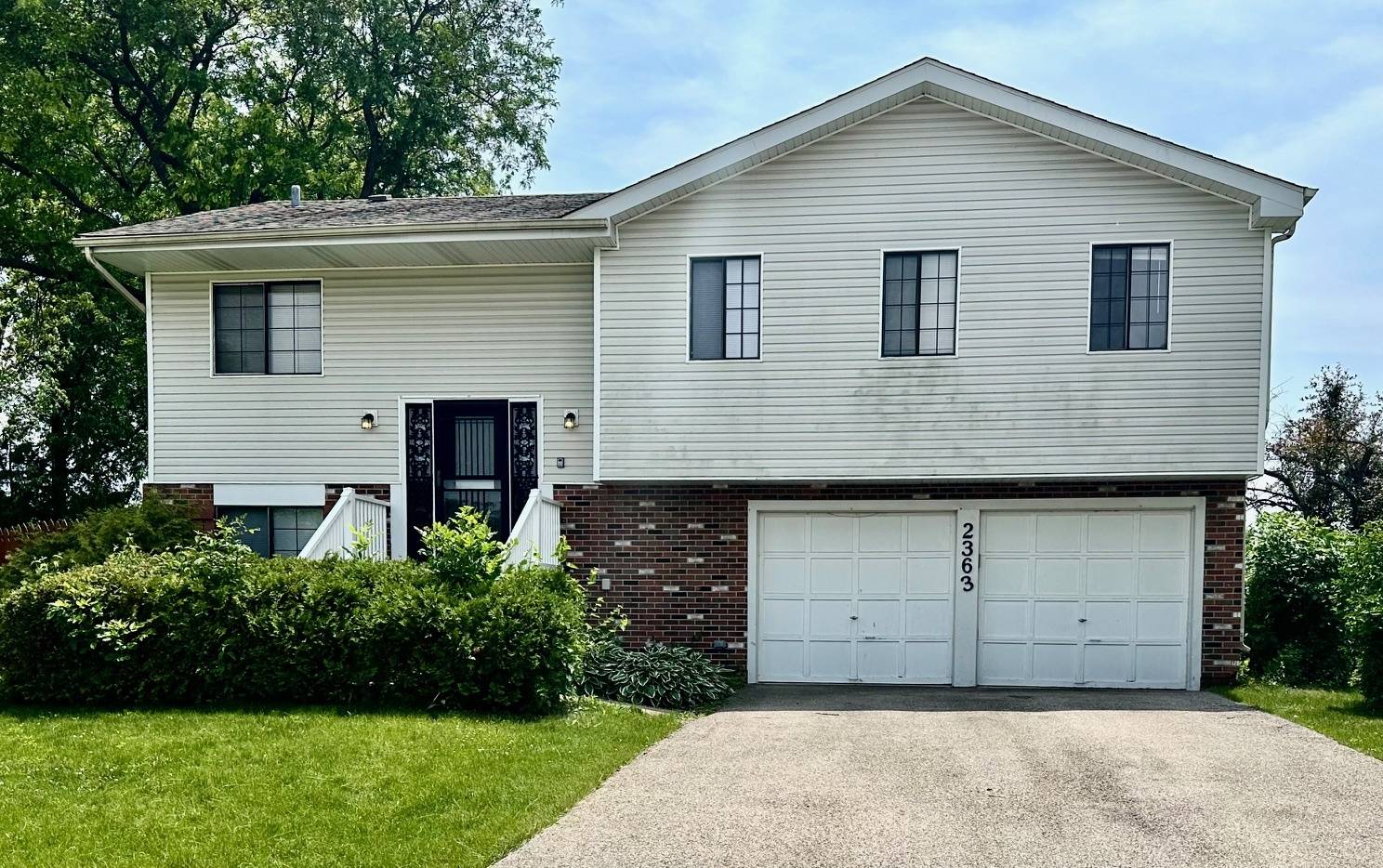 Hanover Park, IL 60133,2363 Cove DR