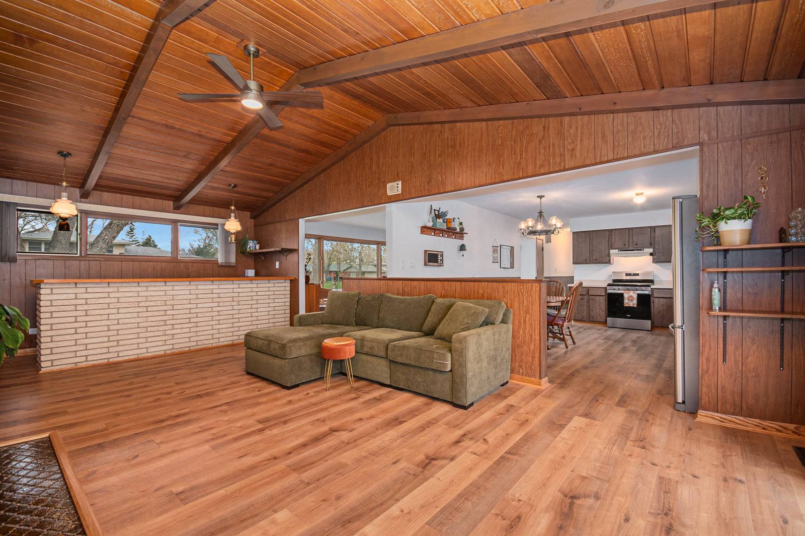 Palos Heights, IL 60463,6949 W Park Lane DR