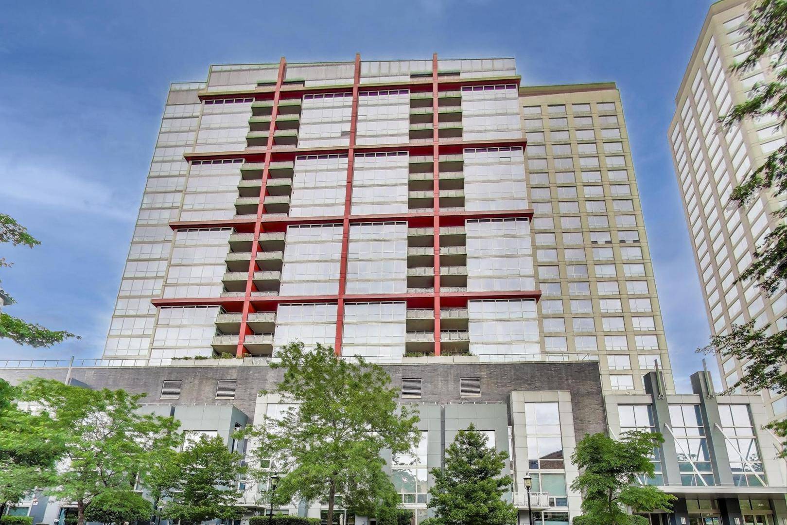 Chicago, IL 60616,1841 S Calumet AVE #1808