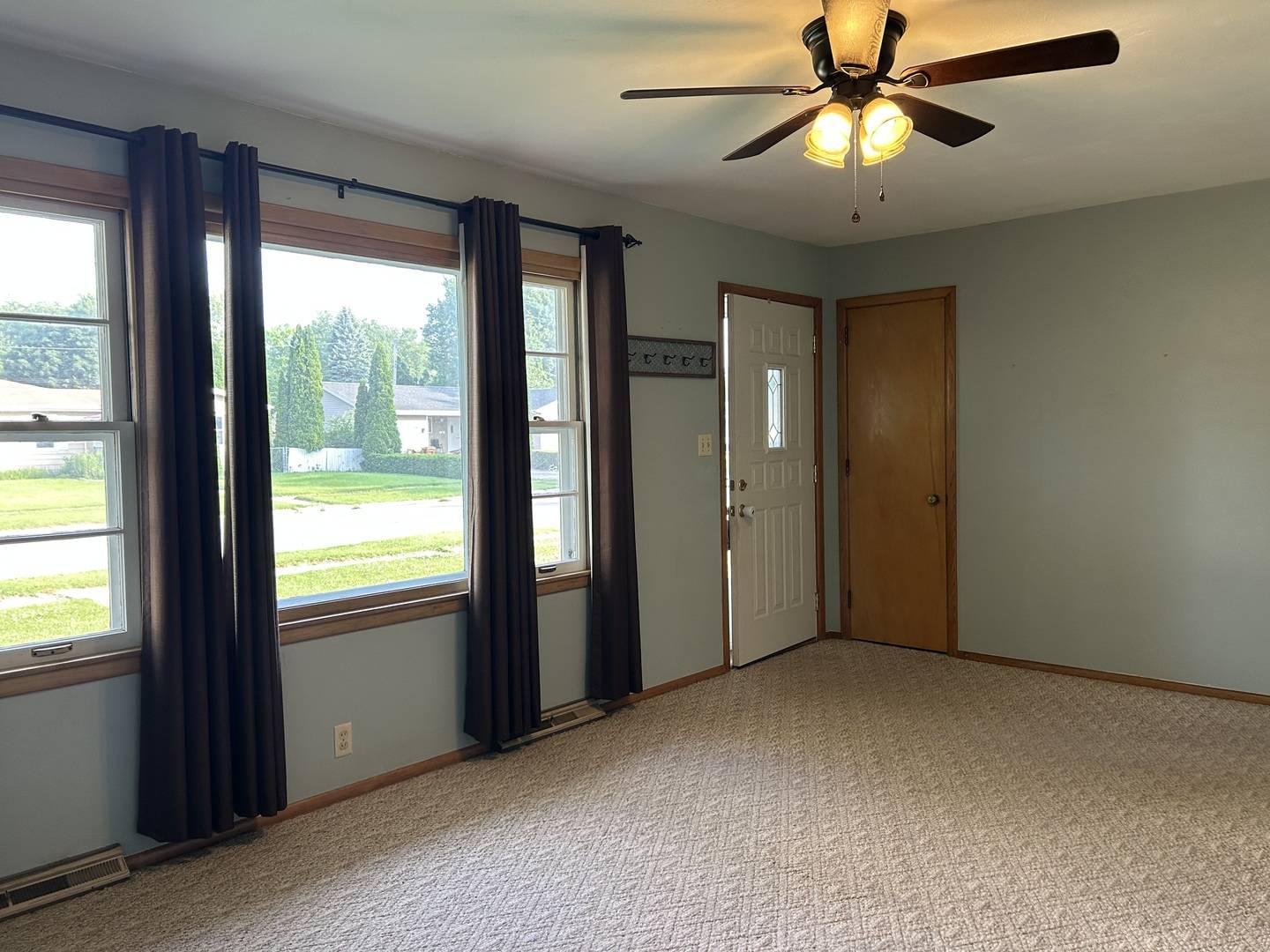 Belvidere, IL 61008,514 Garden DR