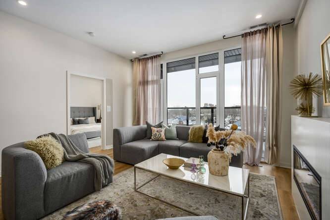 Chicago, IL 60634,3207 N Narragansett AVE #306