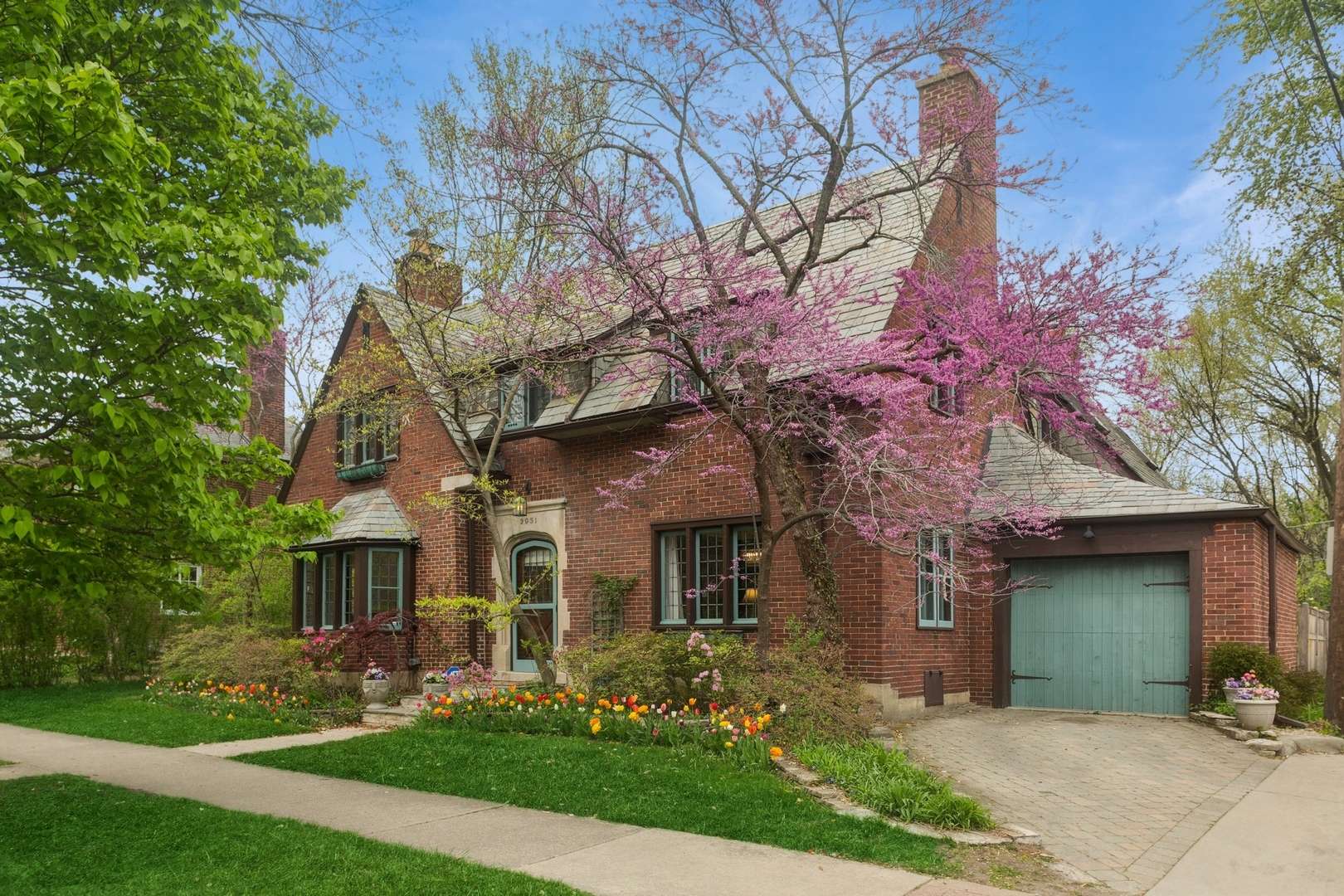 Evanston, IL 60201,2951 Colfax ST