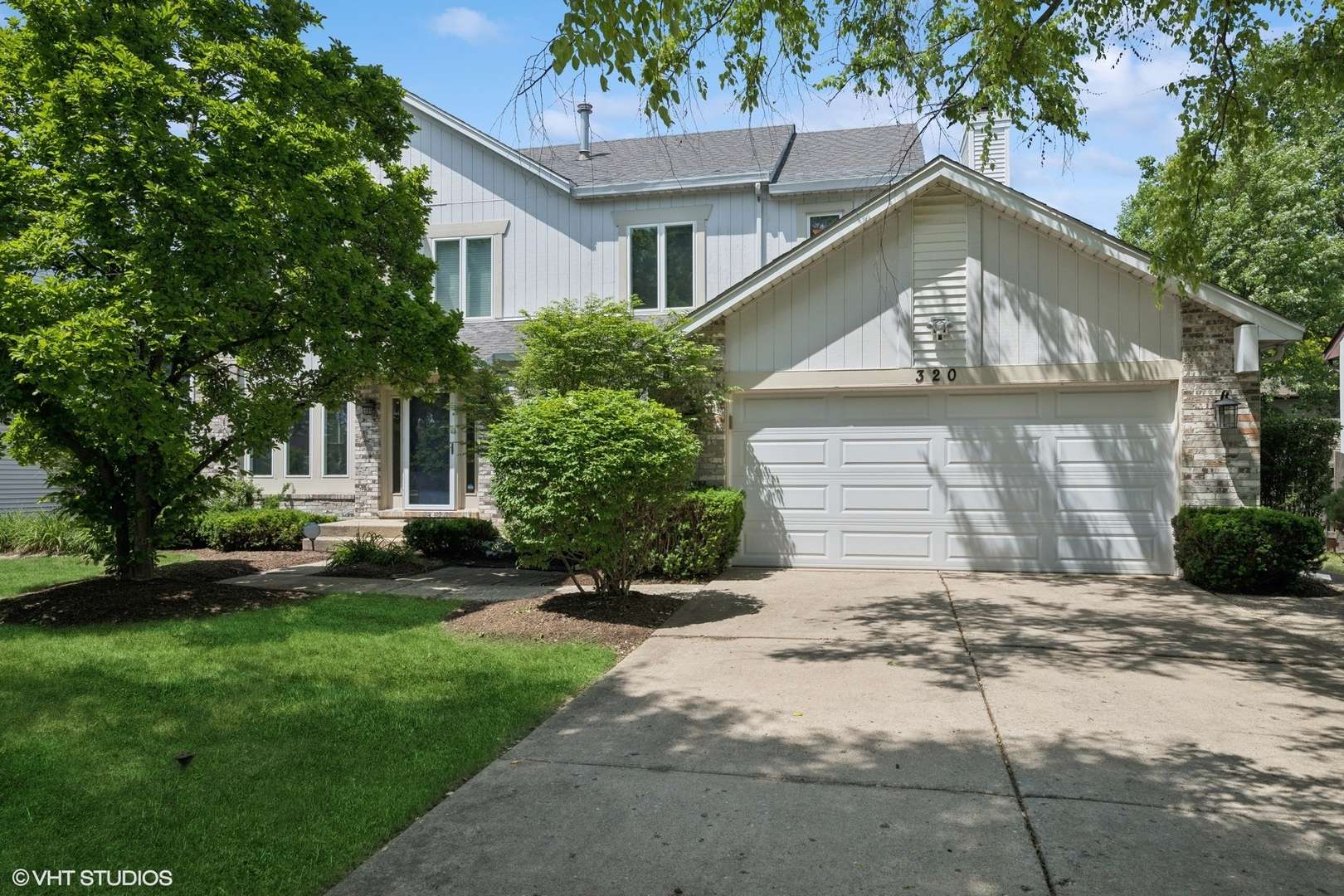 Buffalo Grove, IL 60089,320 Chateau DR
