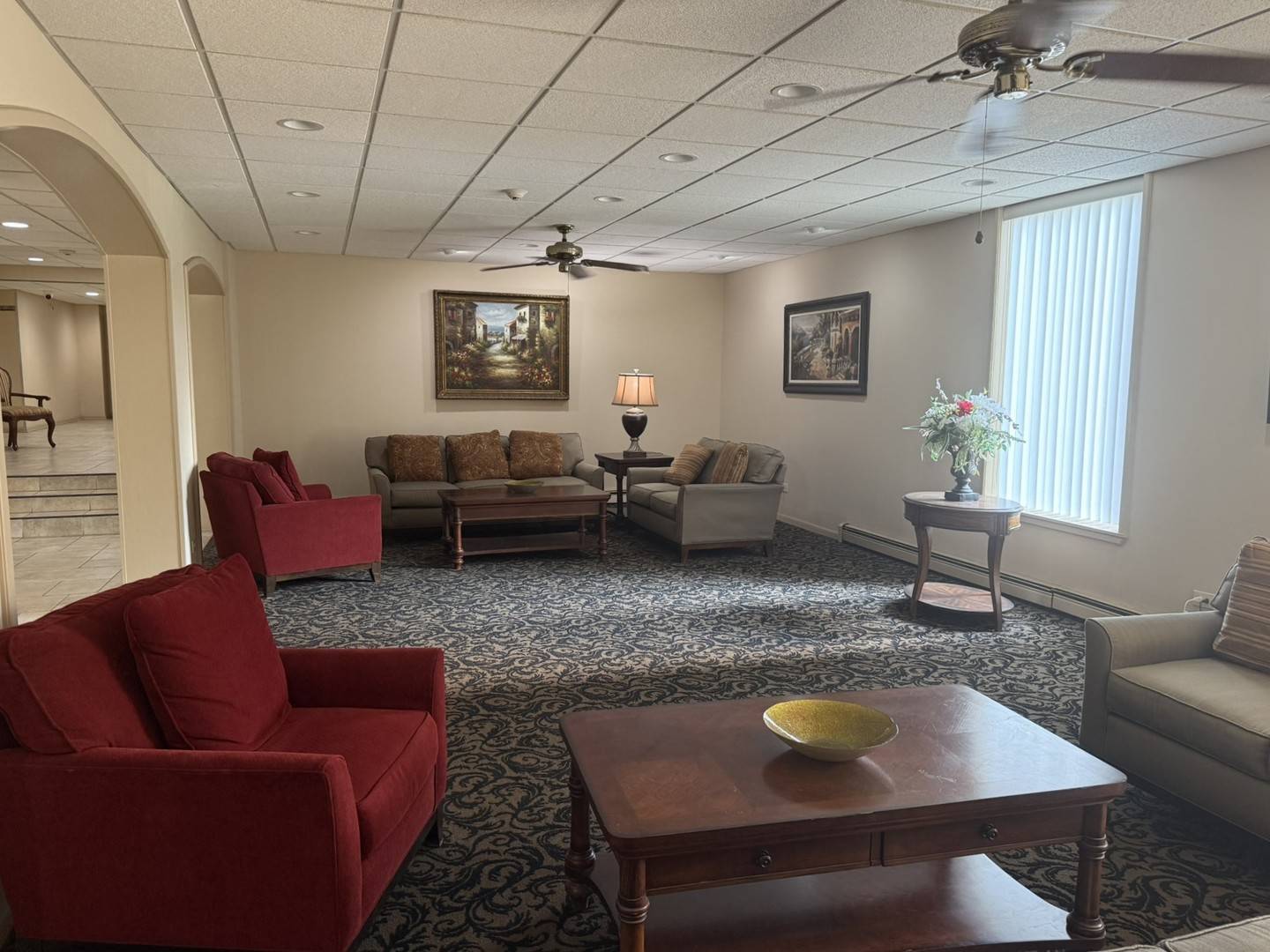 Lombard, IL 60148,1311 S Finley RD #411