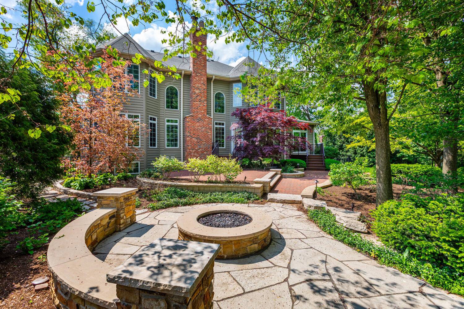 Naperville, IL 60540,1046 Sylvan CIR