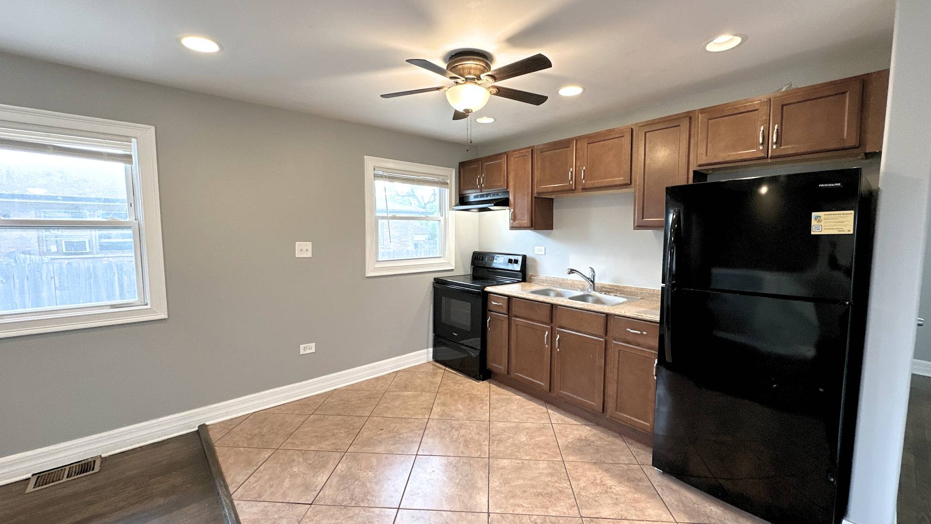 Harvey, IL 60426,105 W 158th PL