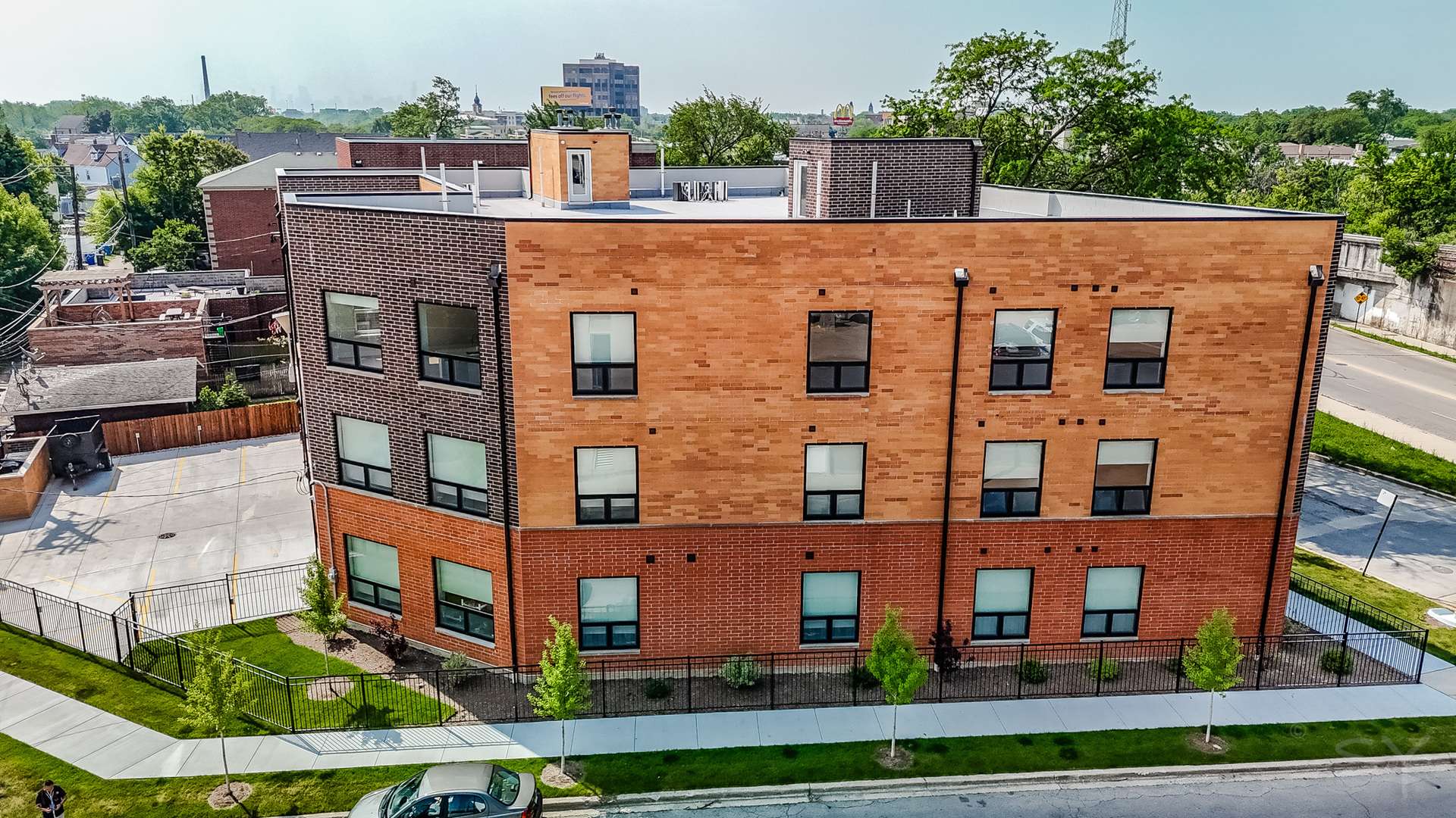 Chicago, IL 60630,5069-5075 N Northwest HWY