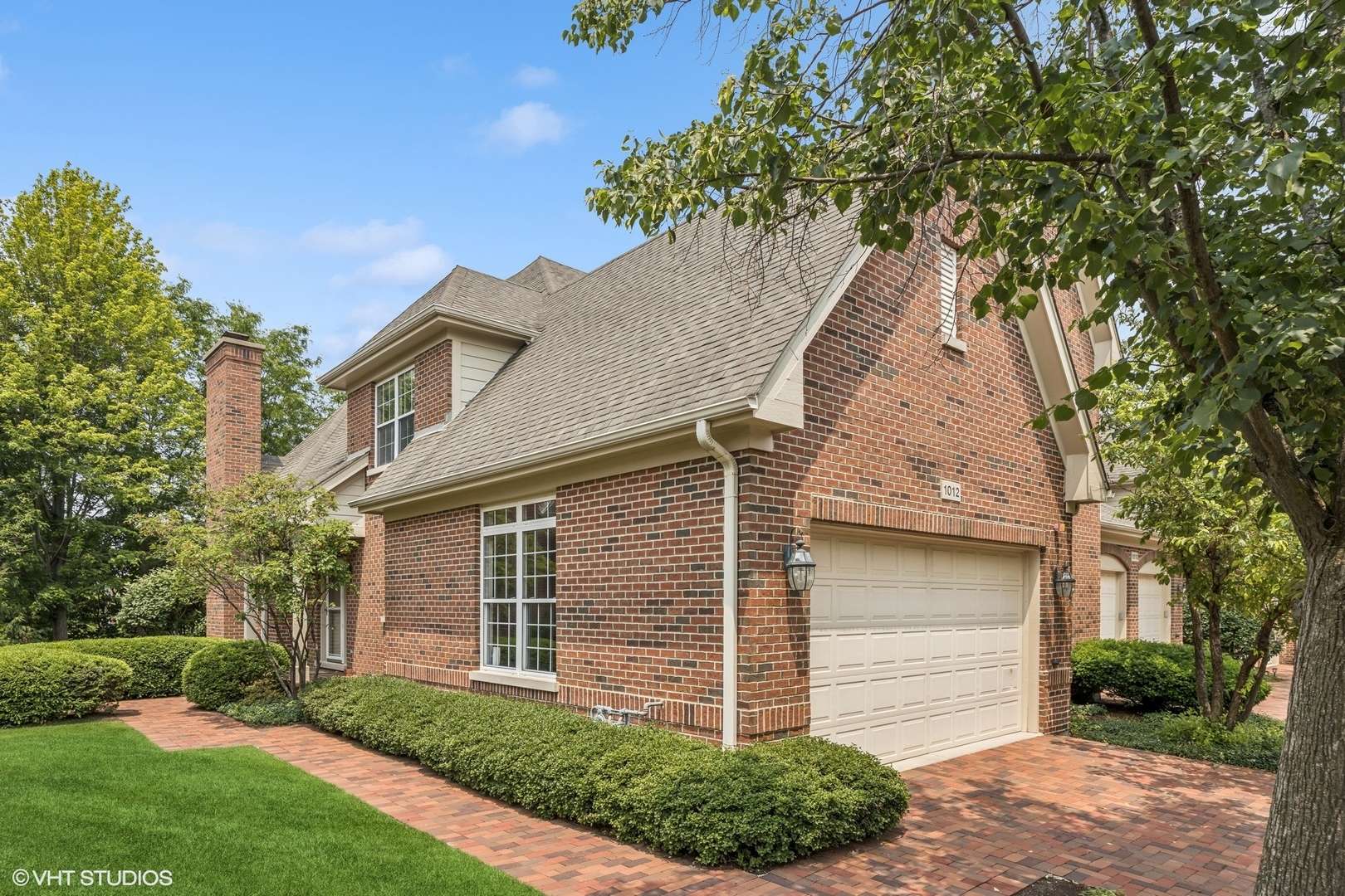 Western Springs, IL 60558,1012 Hickory DR