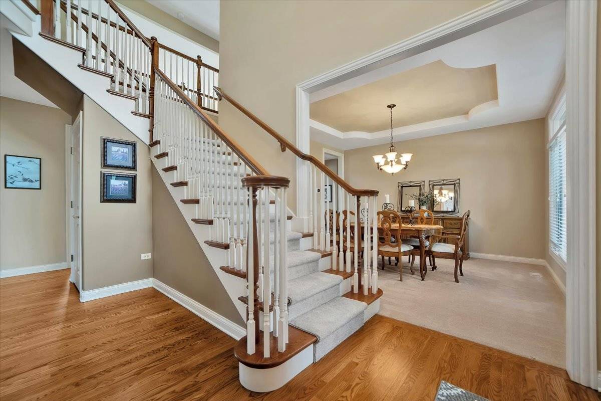 Oswego, IL 60543,327 White Pines CT