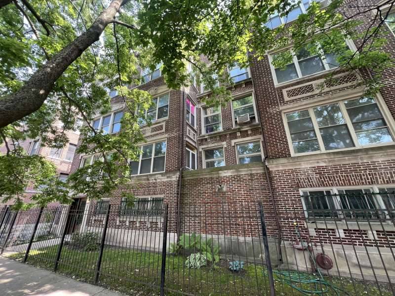 Chicago, IL 60615,1059 E Hyde Park BLVD #1