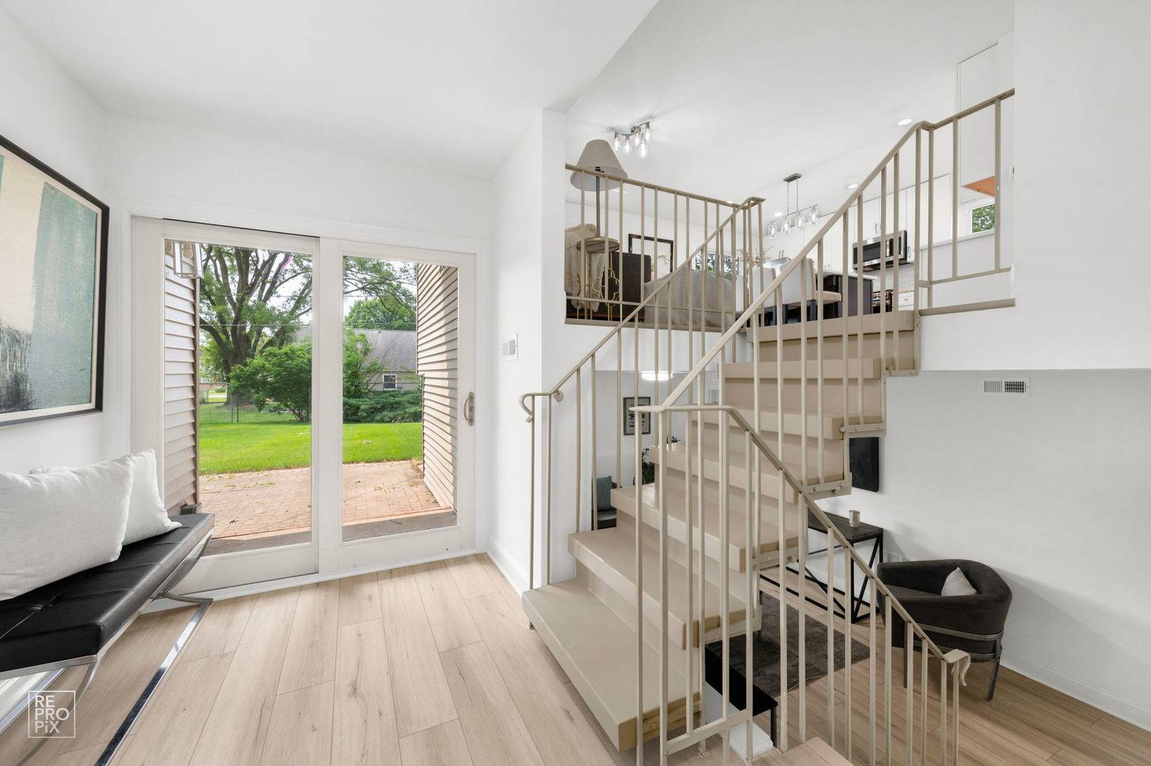 Bolingbrook, IL 60440,337 E Briarcliff RD