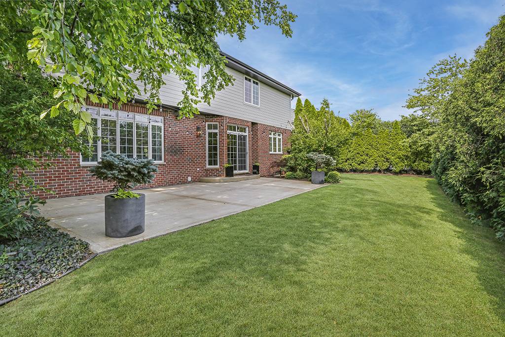 Homer Glen, IL 60491,12041 Magnolia LN