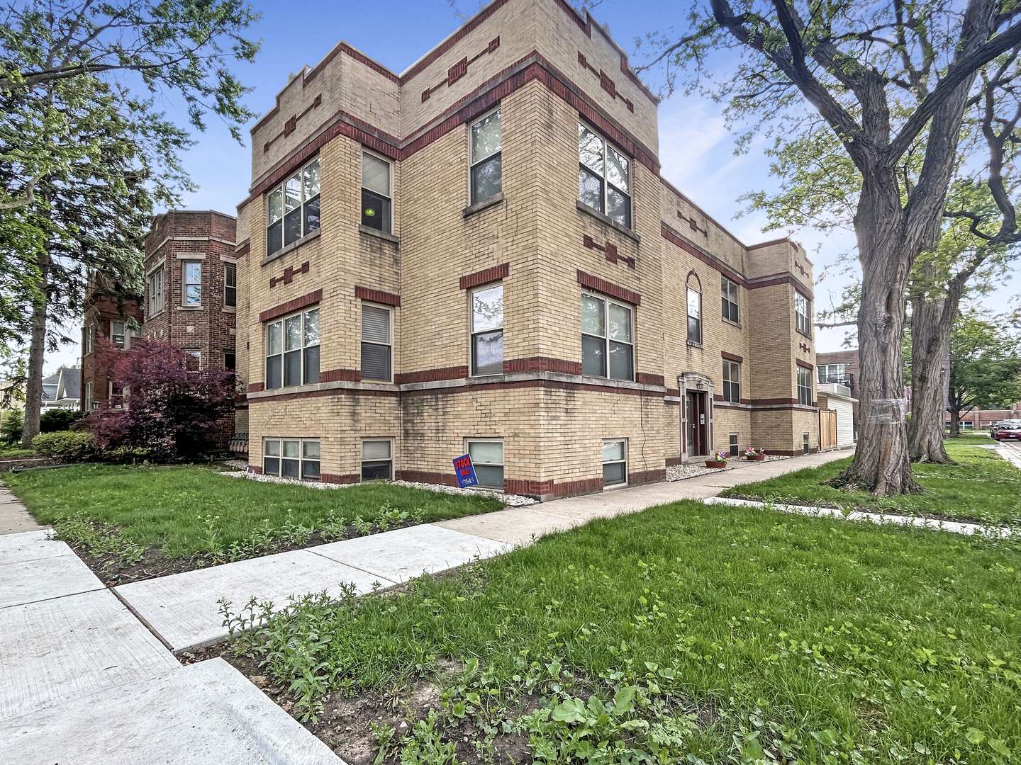 Chicago, IL 60631,6766 N Onarga AVE #2W