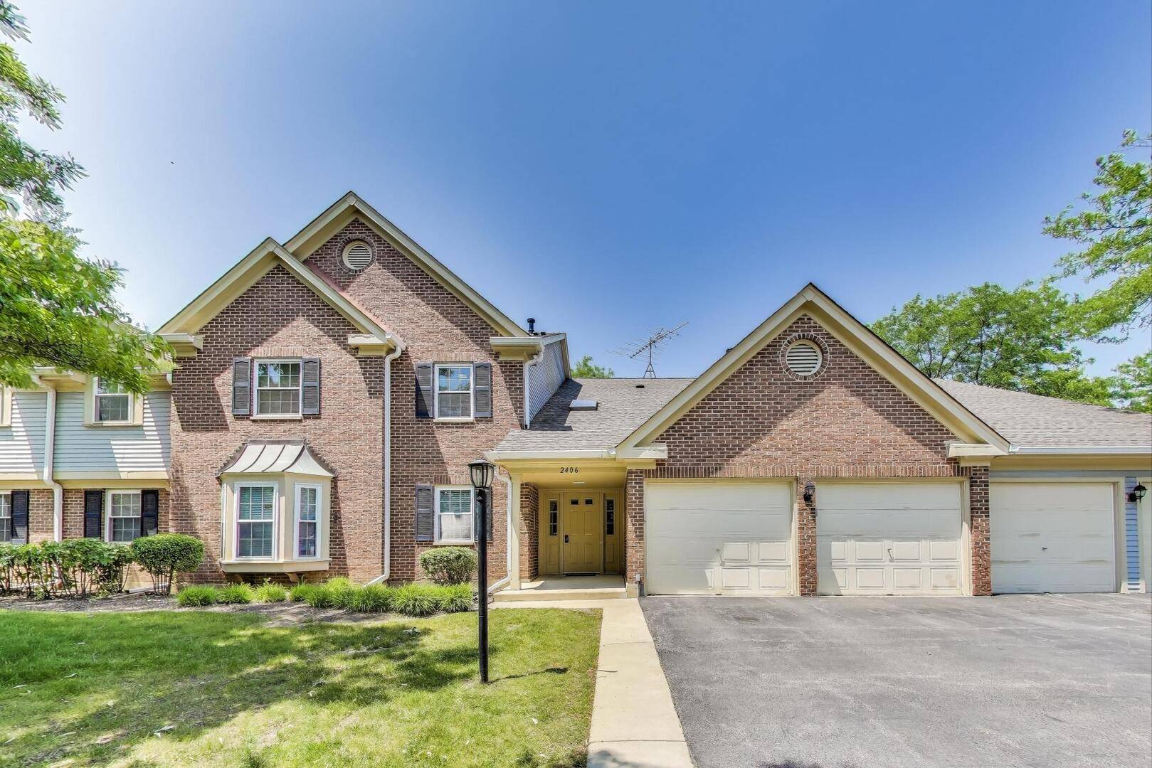 Schaumburg, IL 60194,2406 Mallow CT #V2