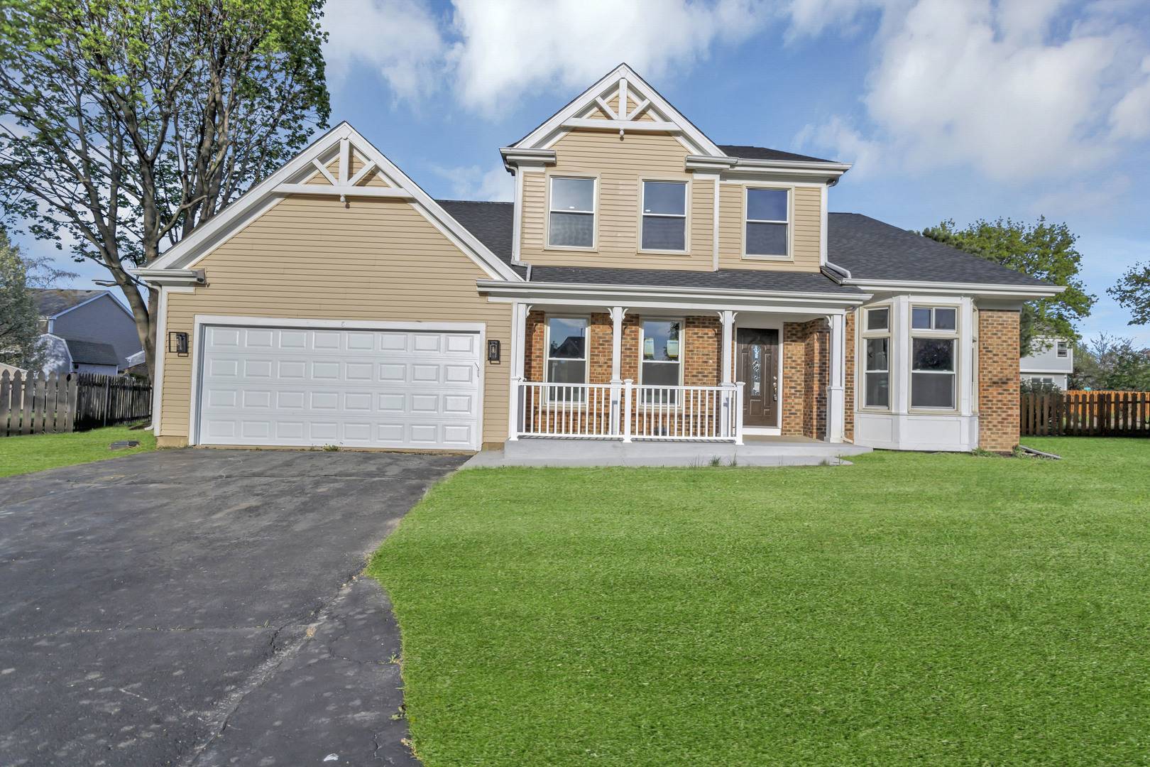 Schaumburg, IL 60194,8 Cheswick CT