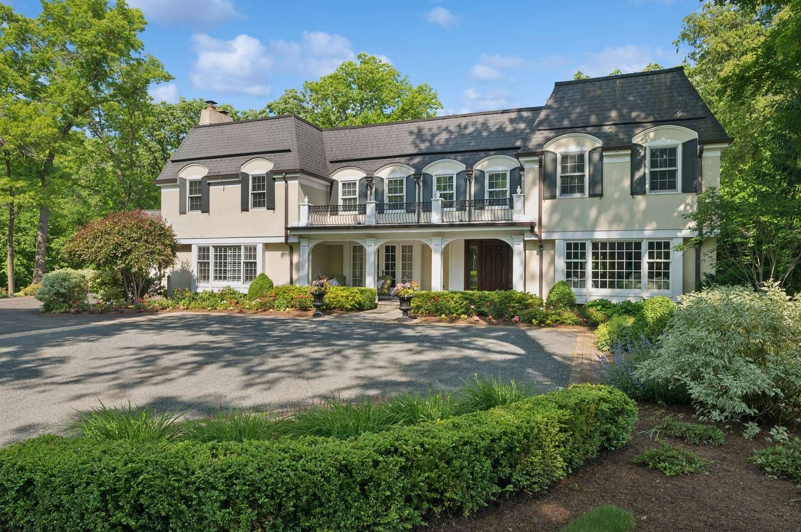 Lake Forest, IL 60045,611 Oak Knoll DR