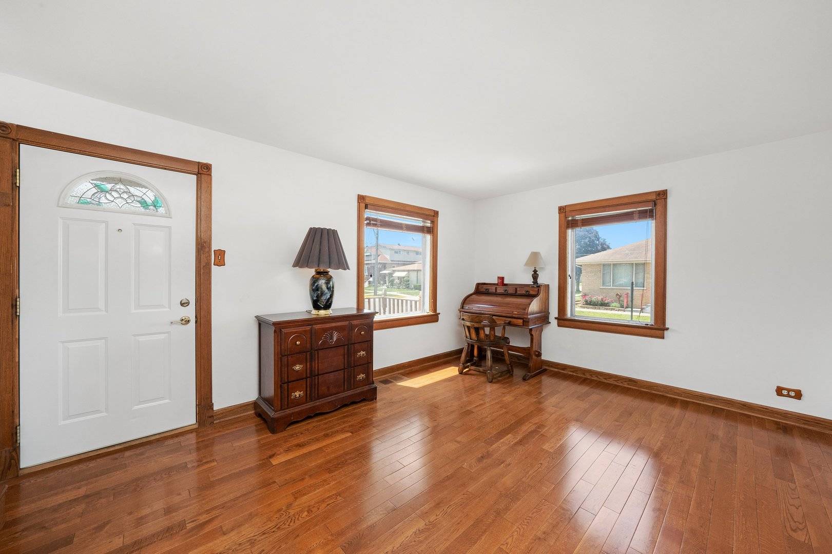 Berwyn, IL 60402,7052 41st ST
