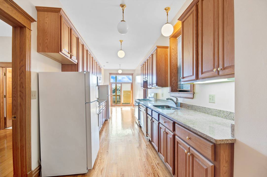 Chicago, IL 60642,1238 N Noble ST #3