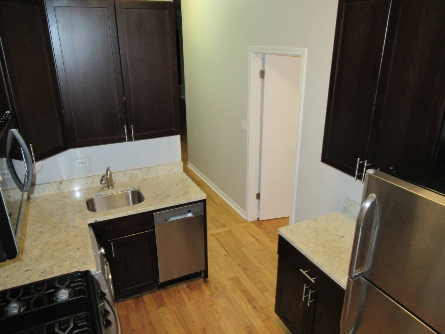Chicago, IL 60607,1538 W Monroe ST #2