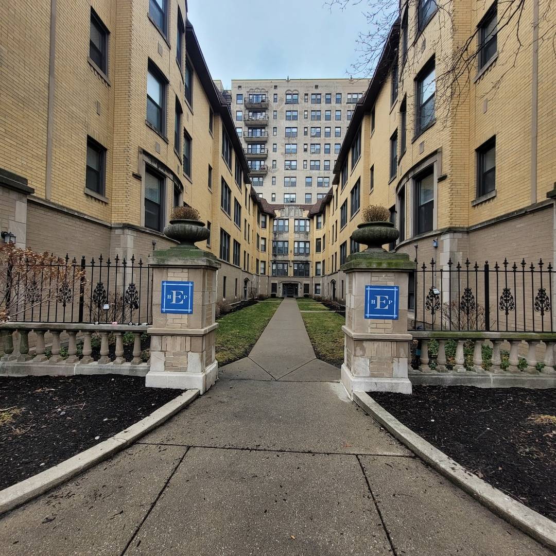 Chicago, IL 60637,5501 S EVERETT AVE #2W