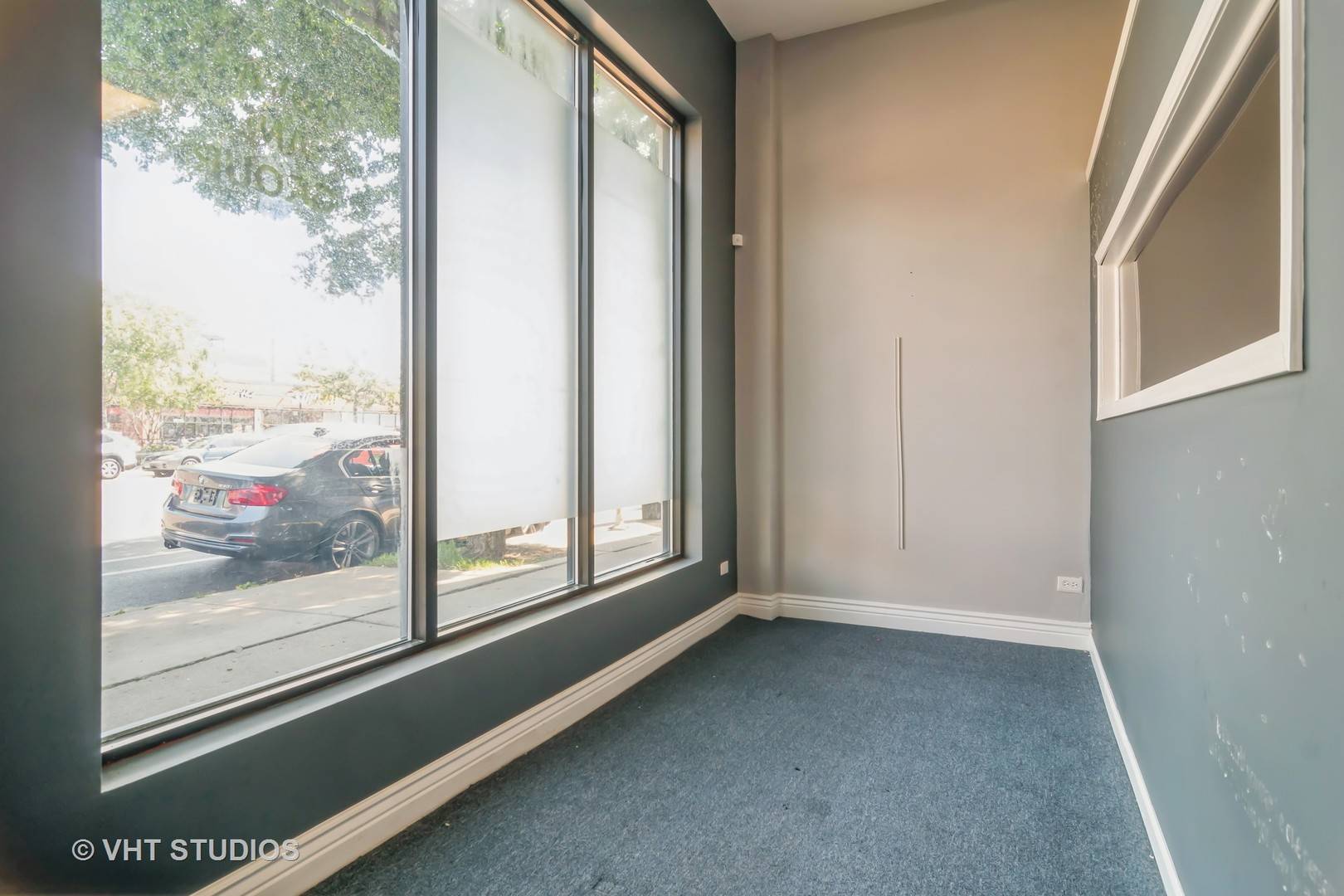 Chicago, IL 60647,2521 W North AVE