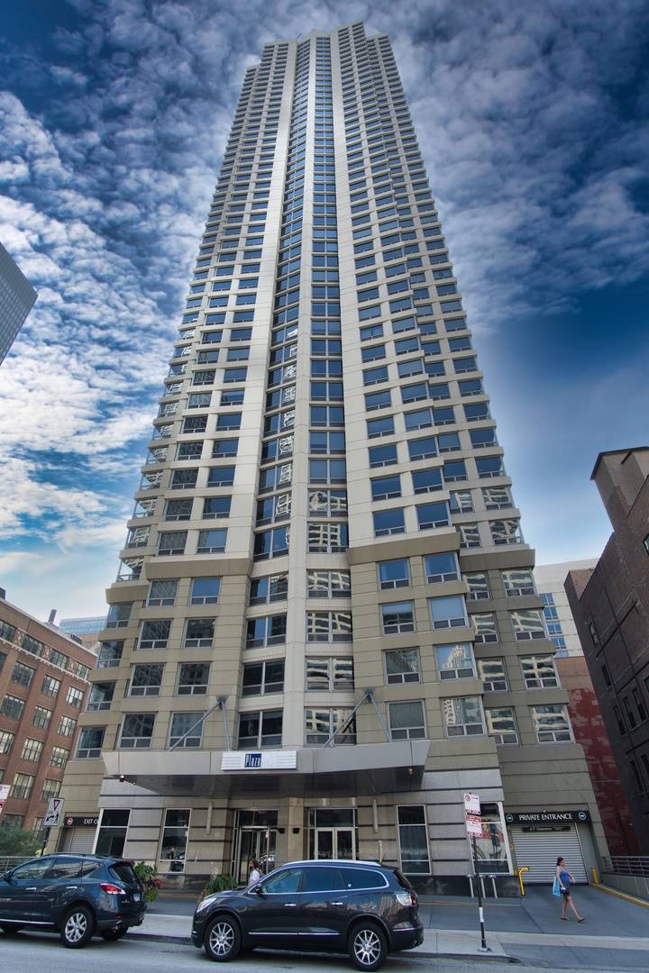 Chicago, IL 60611,440 N Wabash AVE #P-128