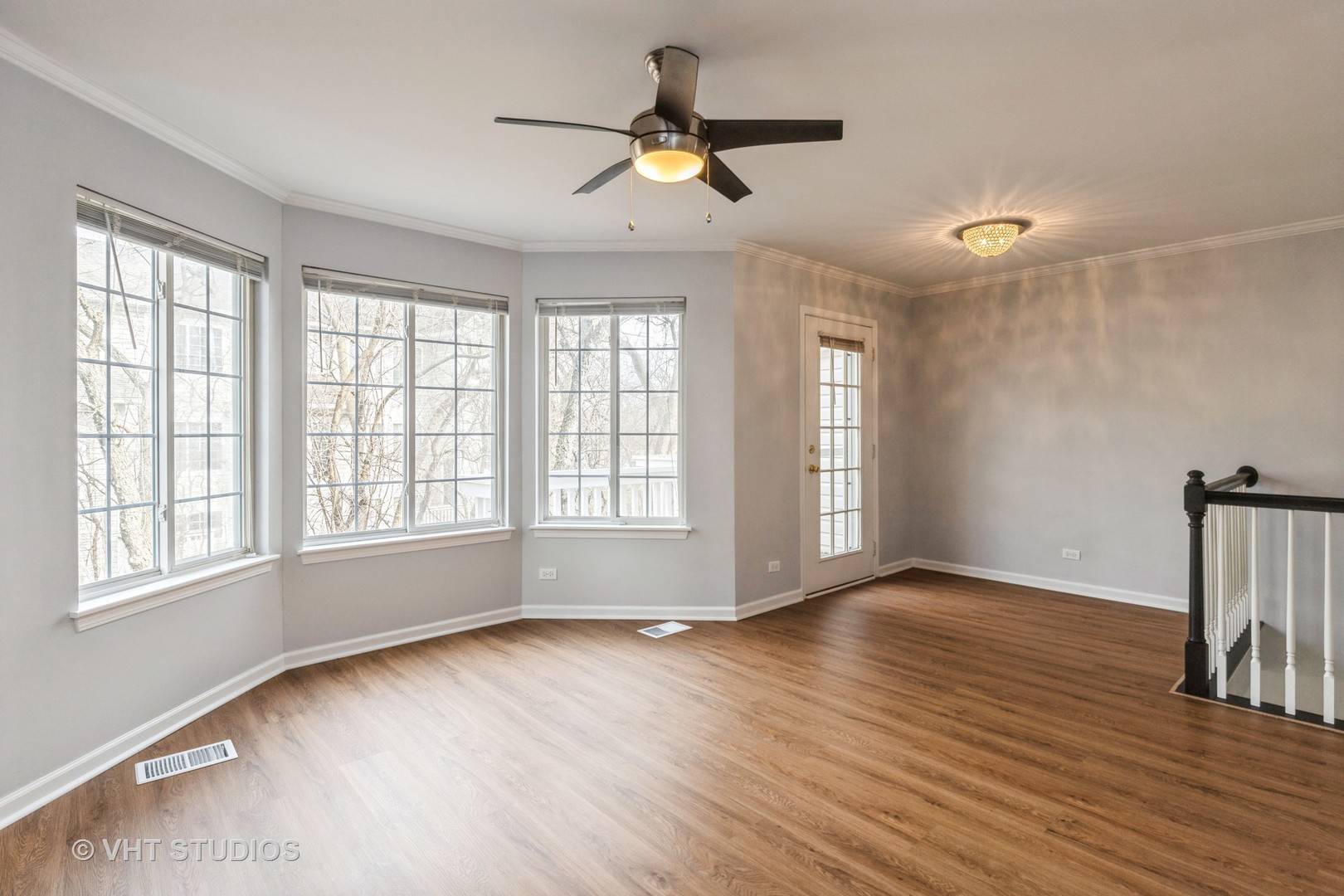 Round Lake, IL 60073,255 W Treehouse LN