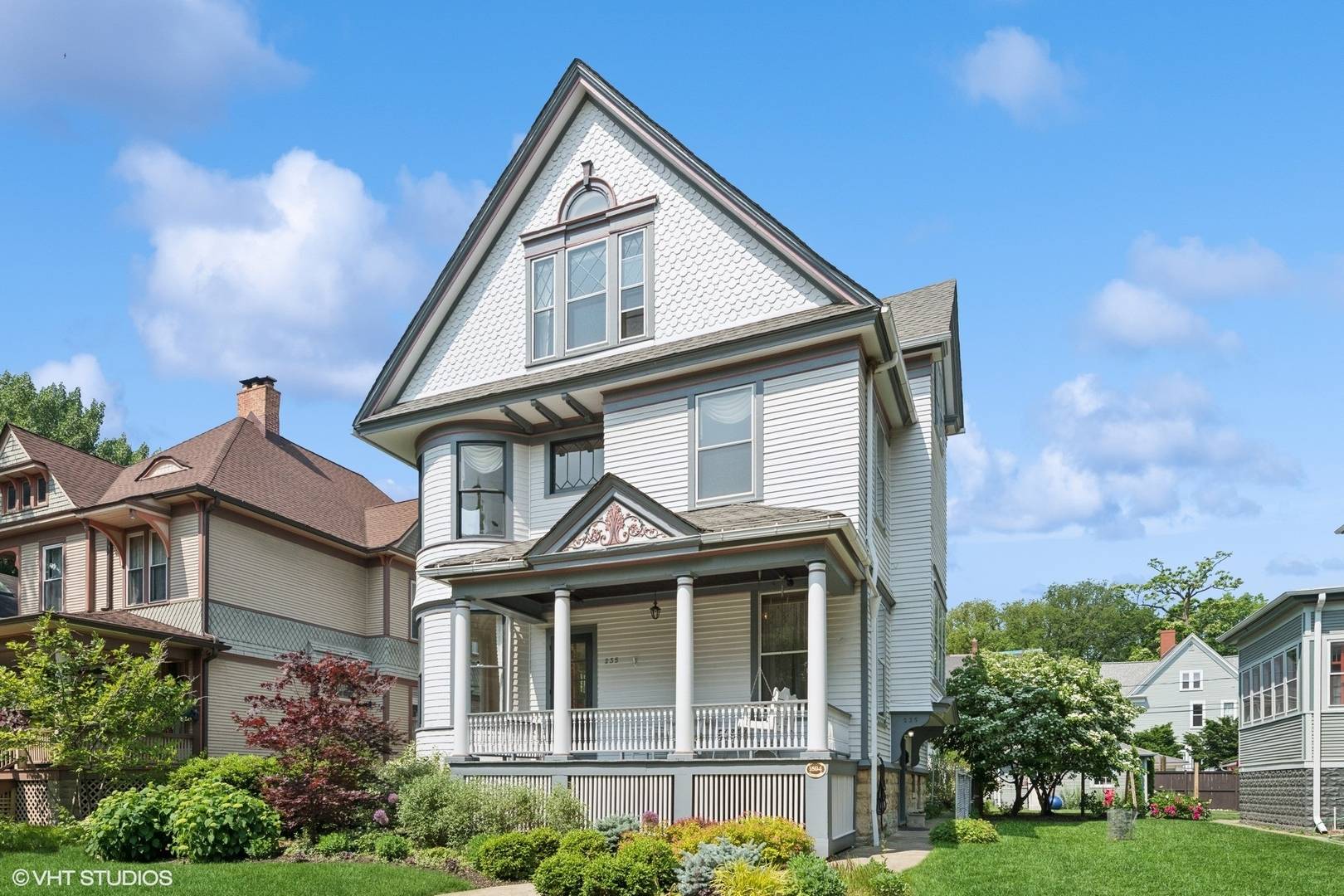 Oak Park, IL 60302,235 S Grove AVE