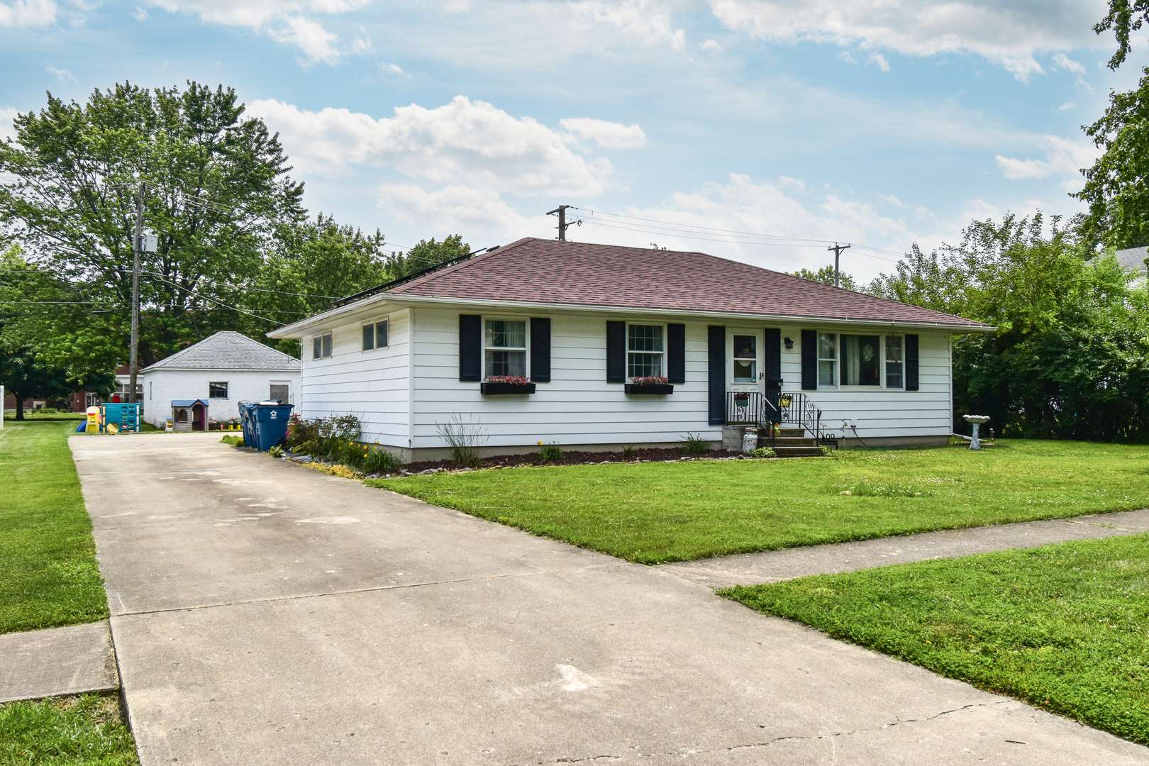 Dwight, IL 60420,109 E Seminole ST