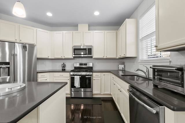 Naperville, IL 60564,2967 Madison DR