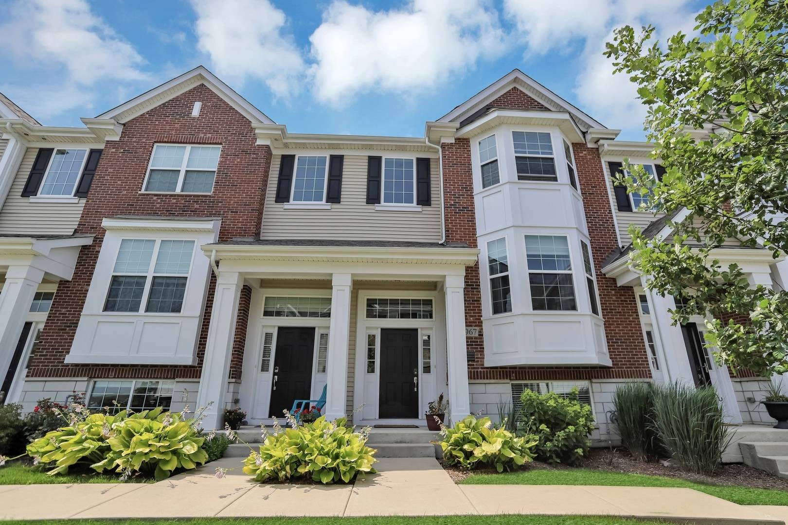 Naperville, IL 60564,2967 Madison DR
