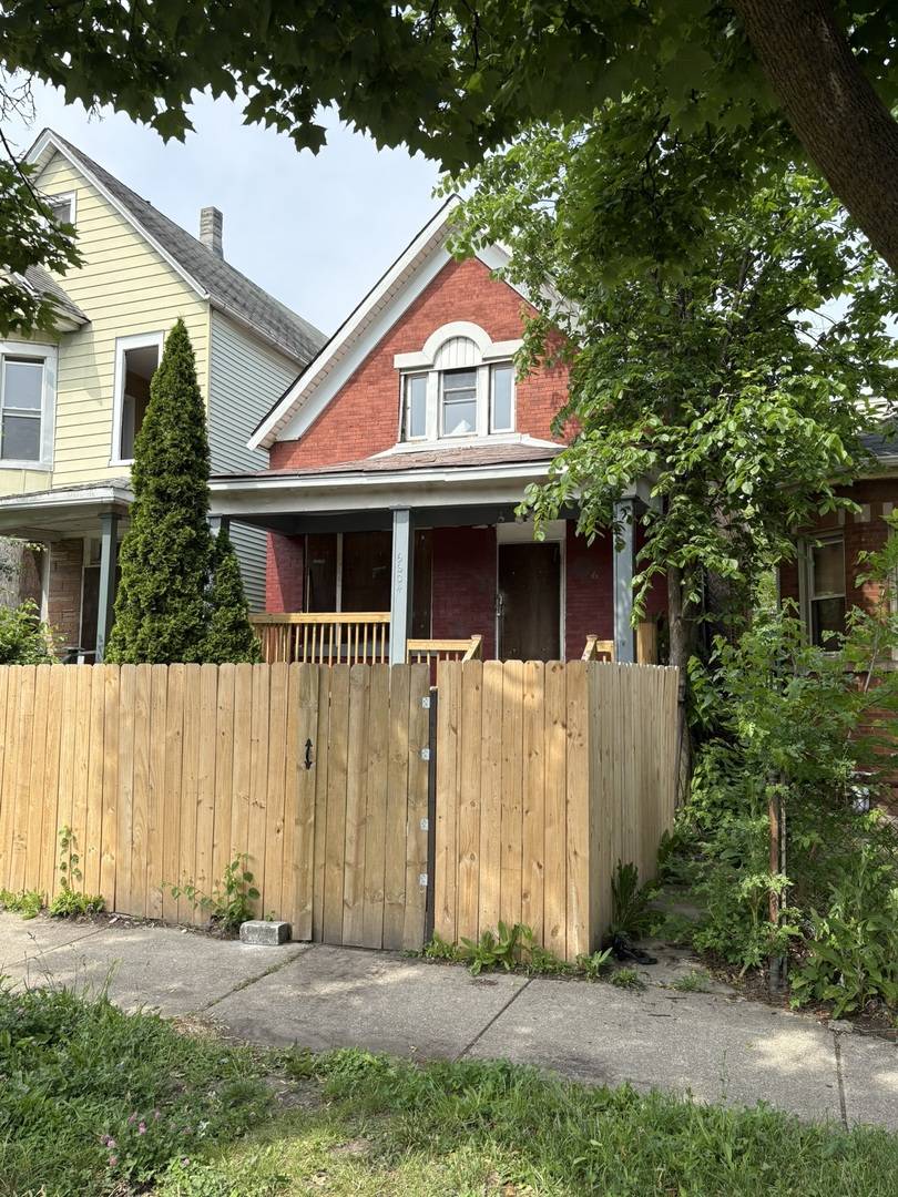 Chicago, IL 60621,5604 S Morgan ST