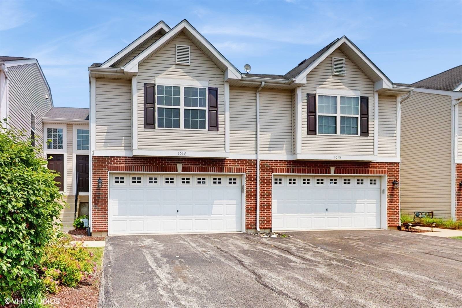 Hampshire, IL 60140,1016 Turin DR