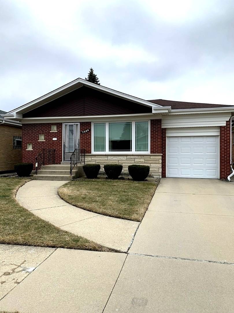 Harwood Heights, IL 60706,7609 W GUNNISON ST