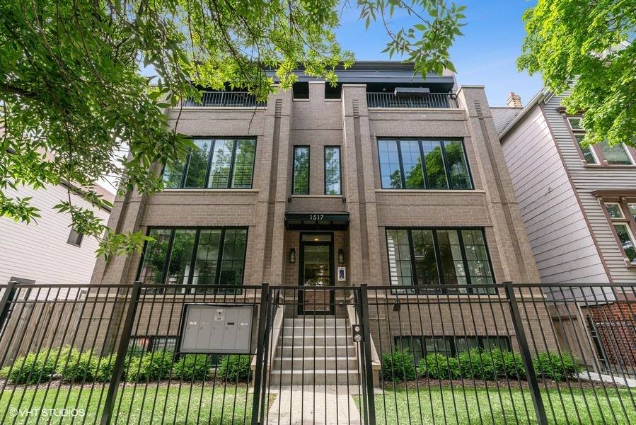 Chicago, IL 60657,1517 W Barry AVE #1W