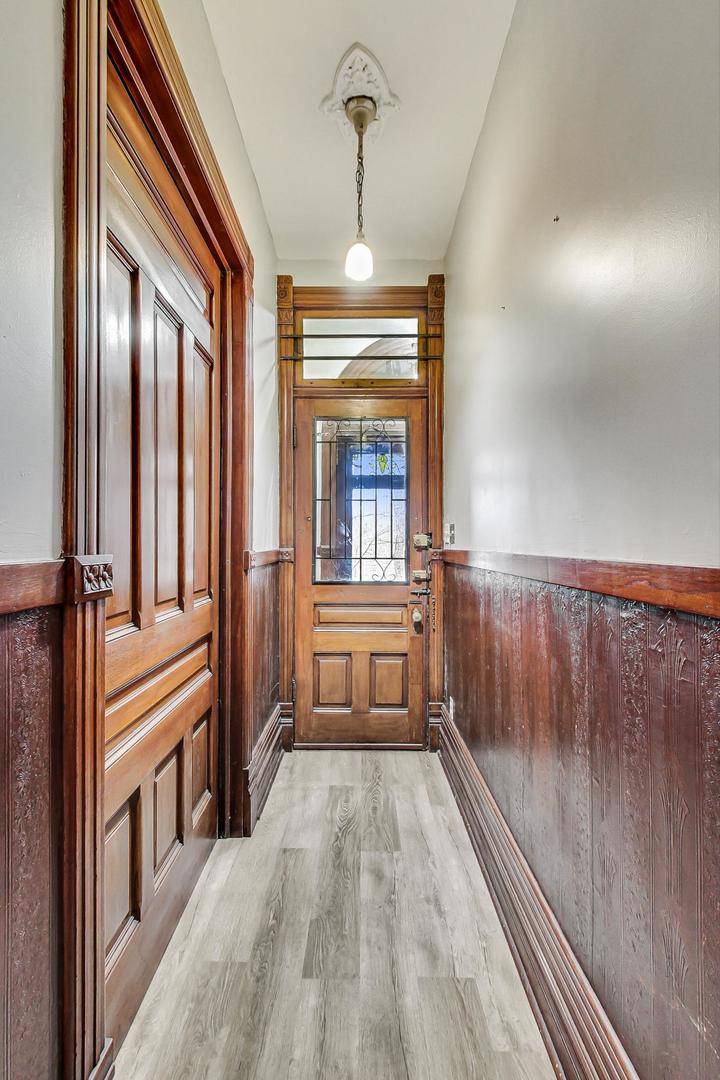 Chicago, IL 60622,1445 N California AVE #1