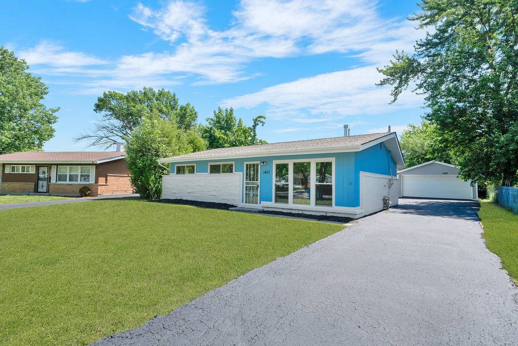Calumet City, IL 60409,1401 Stanley BLVD