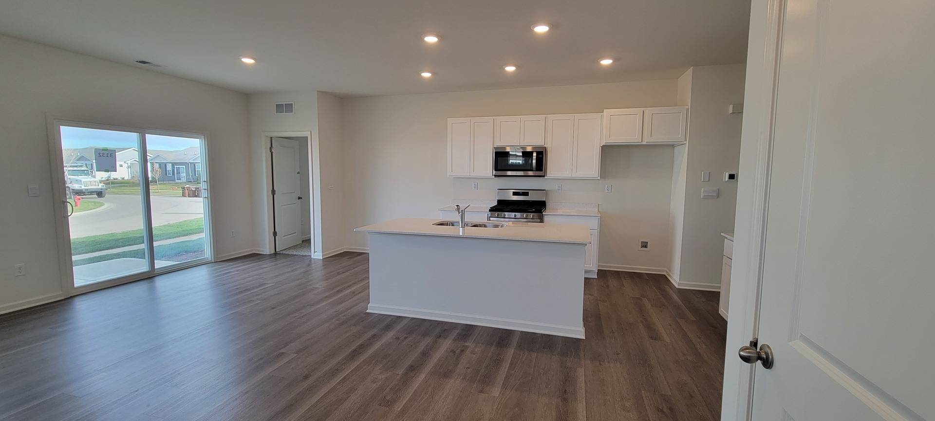 Wonder Lake, IL 60097,6453 Juniper DR