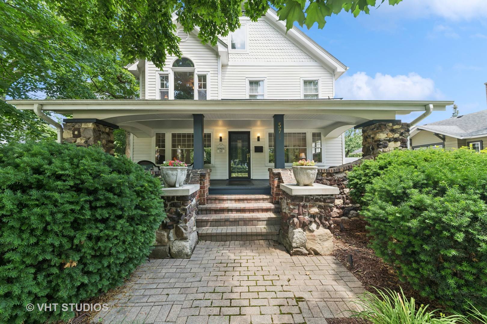 Glen Ellyn, IL 60137,571 N Main ST
