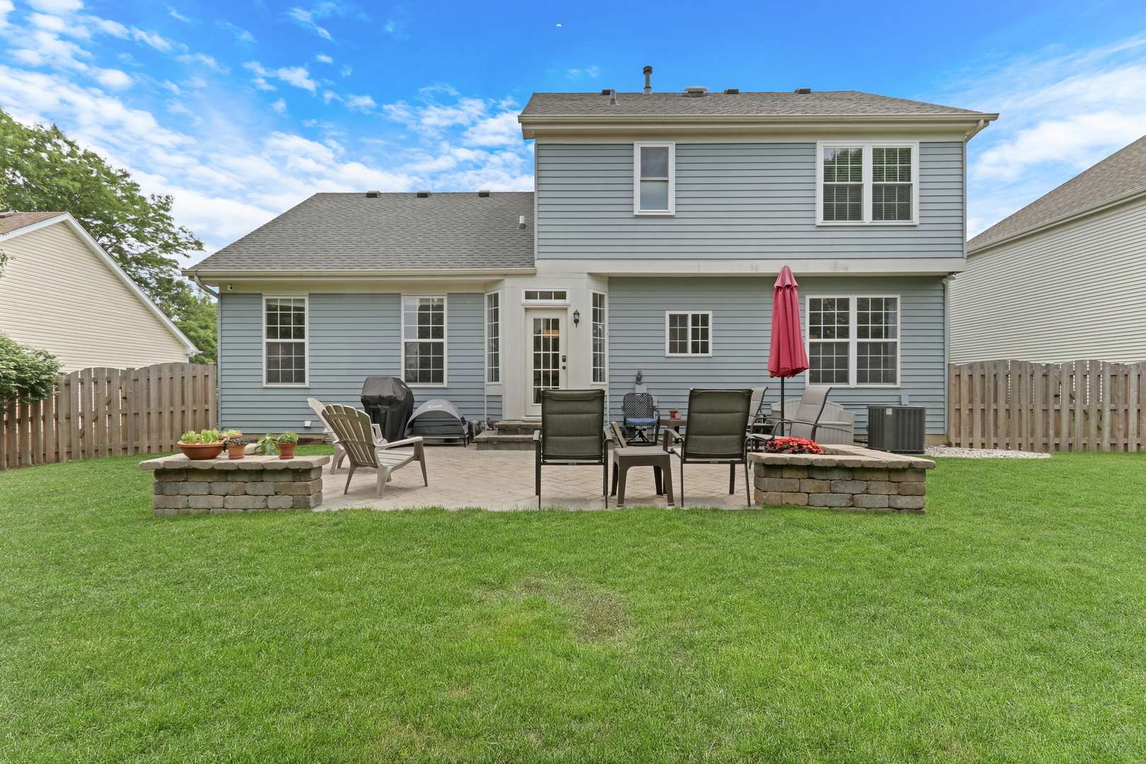 Mundelein, IL 60060,1312 Dorchester DR