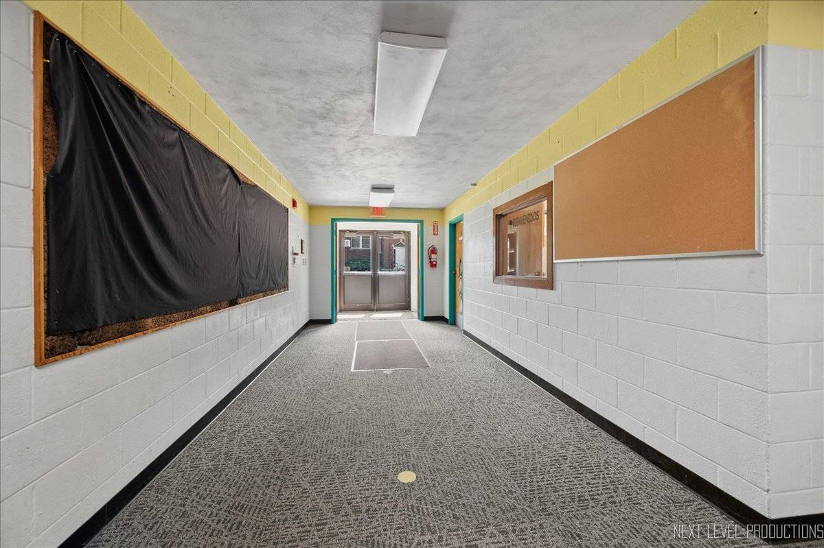 West Chicago, IL 60185,331 George ST