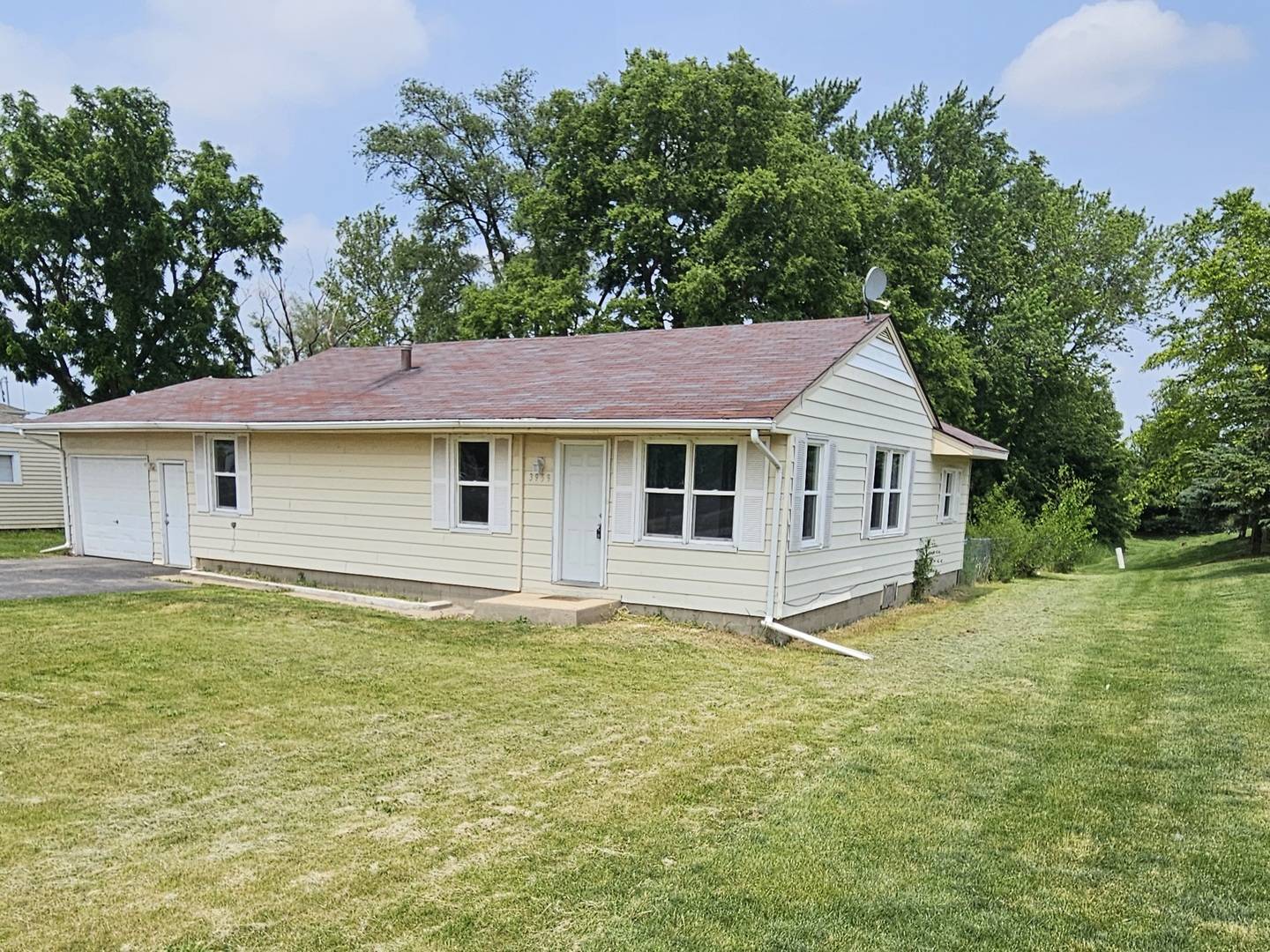 Rockford, IL 61101,3959 RIVERSIDE BLVD