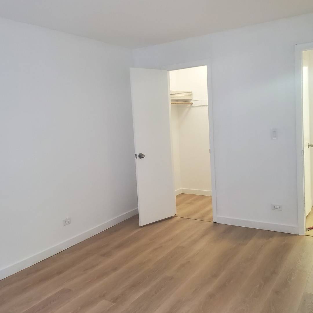 Chicago, IL 60656,5117 N EAST RIVER RD #1A