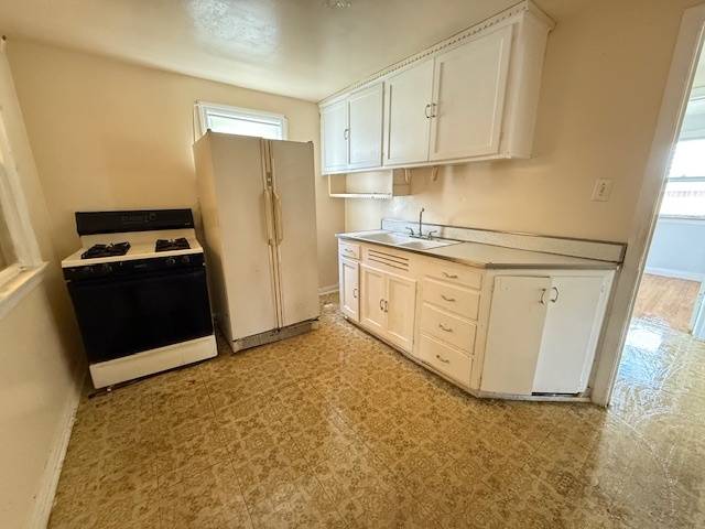 Waukegan, IL 60085,2025 Marshall Pkwy