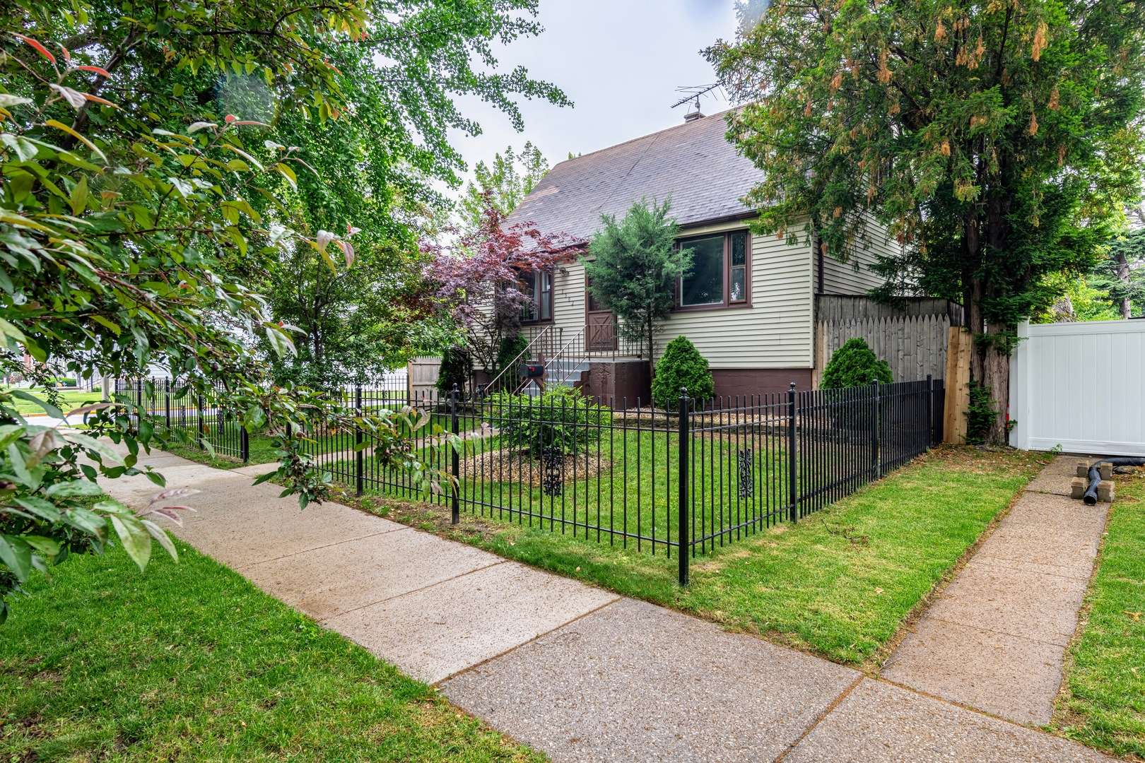 Melrose Park, IL 60160,1502 N 34th AVE