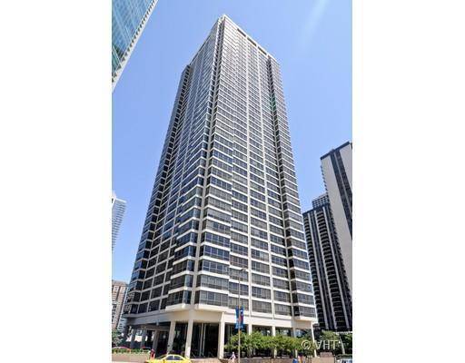 Chicago, IL 60601,360 E Randolph ST #3305