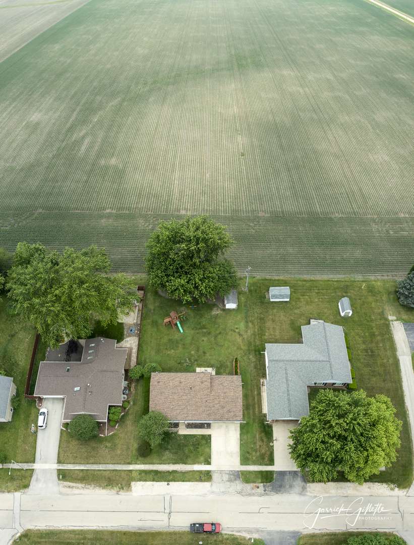 Waterman, IL 60556,423 N Pine ST