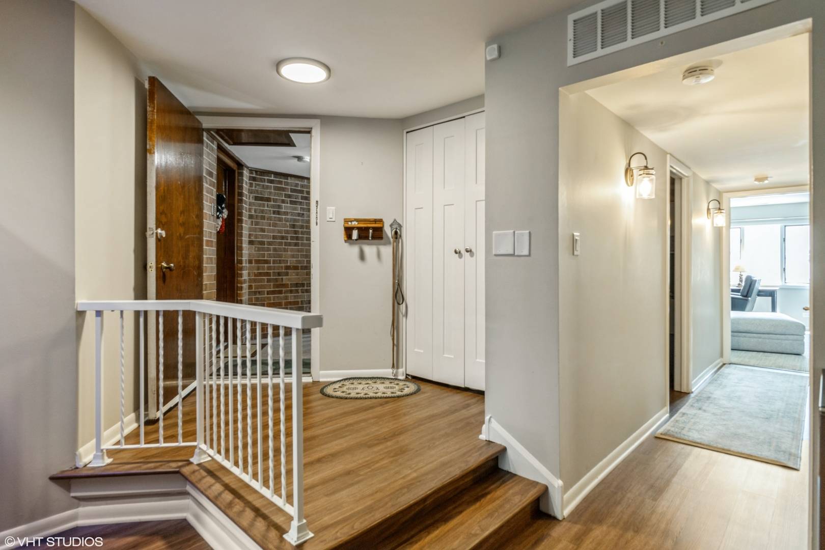 Palos Heights, IL 60463,7930 W Lakeview CT #2A
