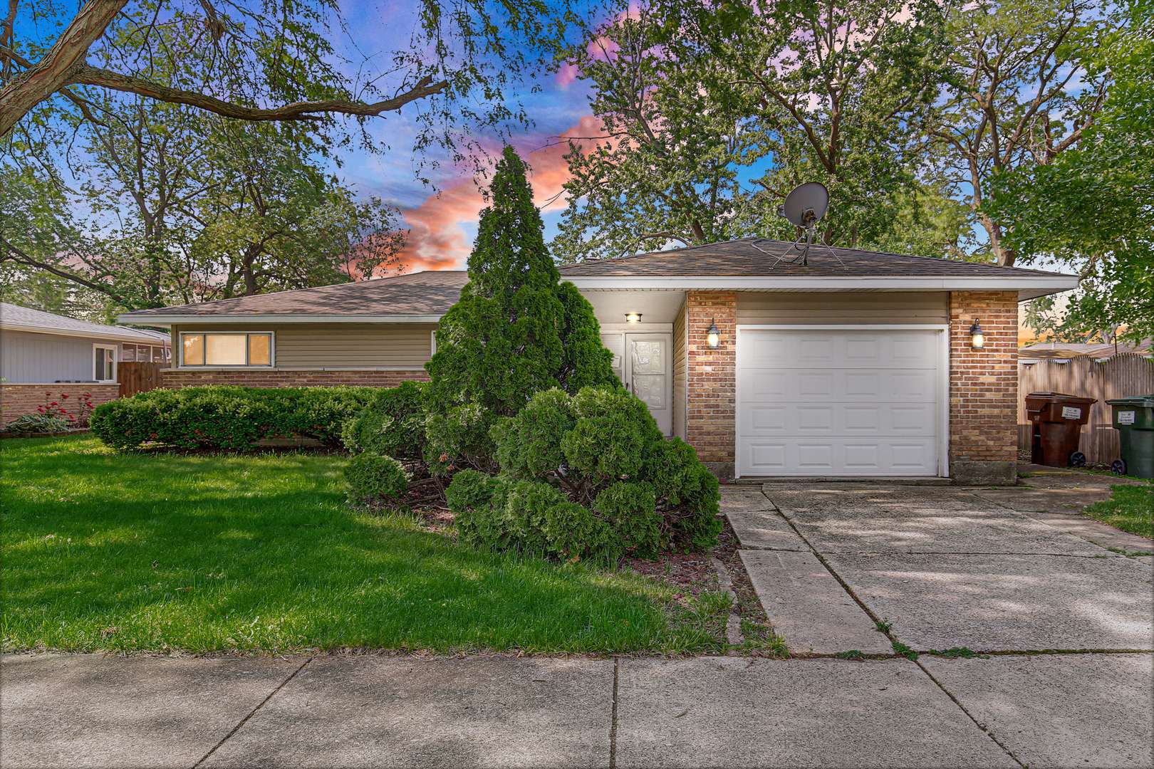 Park Forest, IL 60466,431 Lakewood BLVD