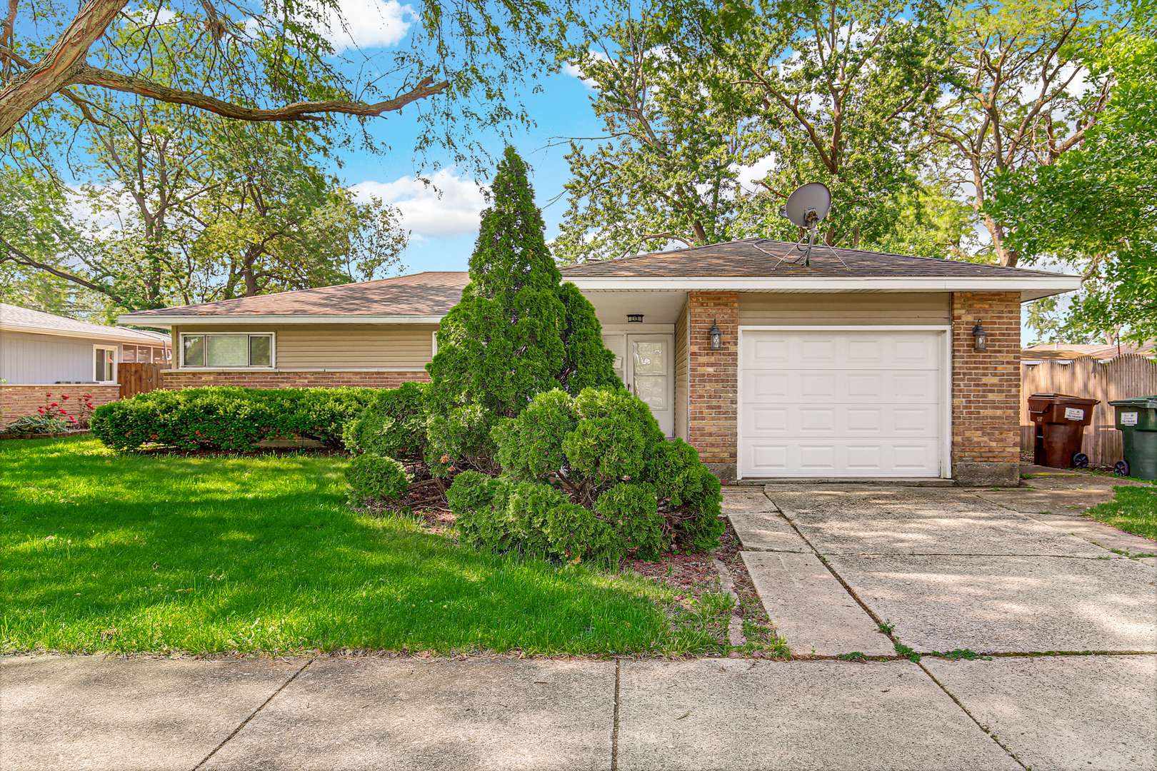 Park Forest, IL 60466,431 Lakewood BLVD